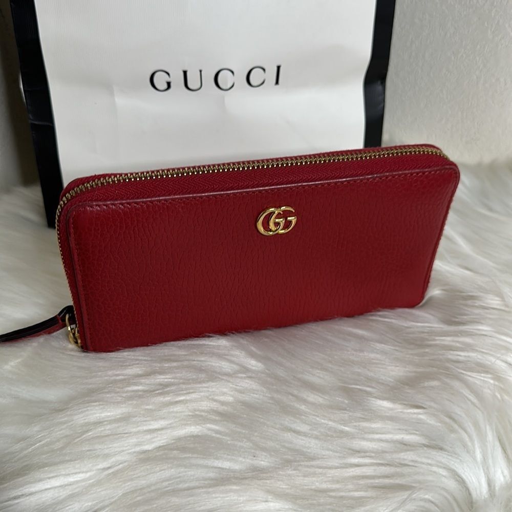 💯Authentic Gucci Marmont Zipped Around Long Wallet 🍀 - Picture 3 of 16